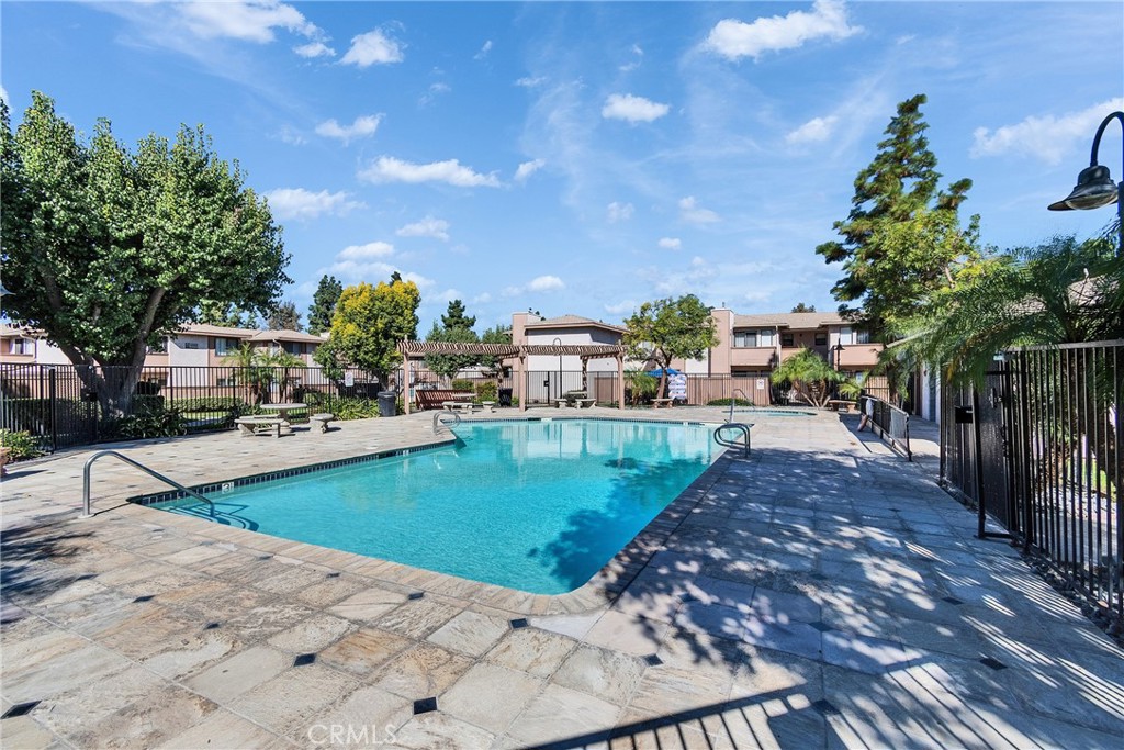 1329 Massachusetts Avenue, Unit 202 Riverside, CA 92507 - Photo 21 of 31