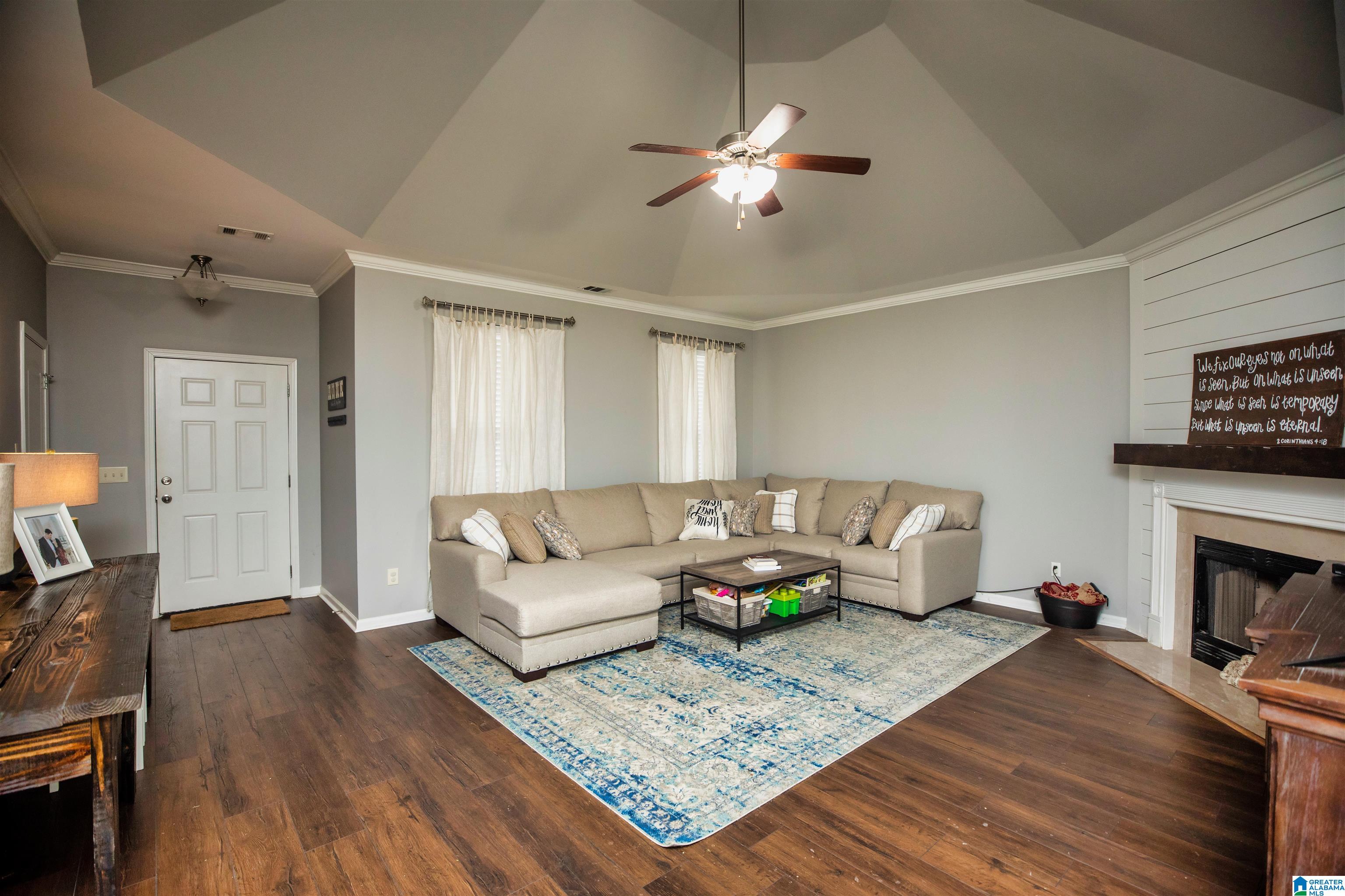 1008 Maryanna Road Calera, AL 35040 - Photo 3 of 24