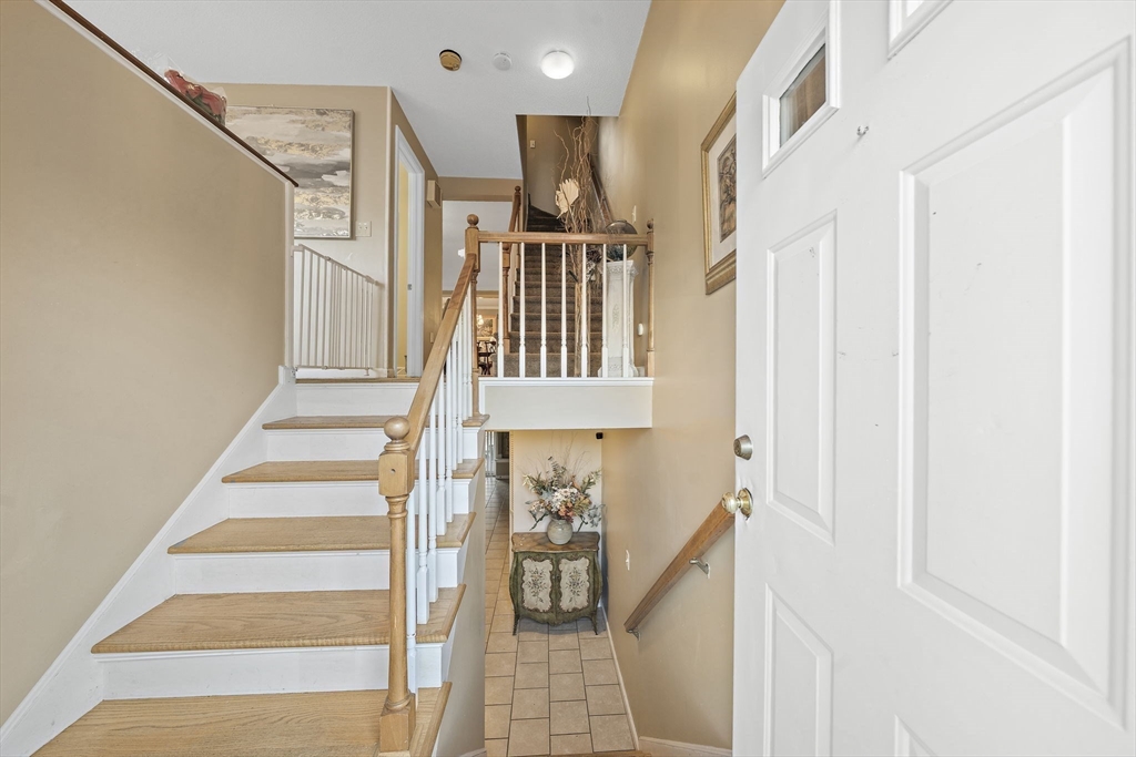 86 Abington Road, Unit 86 Danvers, MA 01923 - Photo 3 of 41