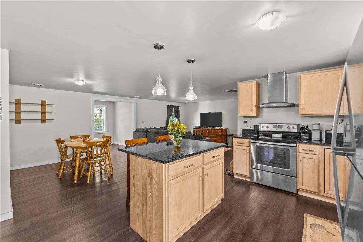 850 Tallman Road Elmore, VT 05680 - Photo 14 of 37