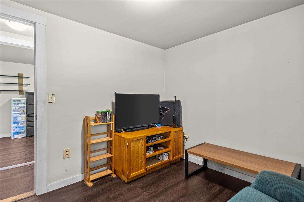 850 Tallman Road Elmore, VT 05680 - Photo 31 of 37