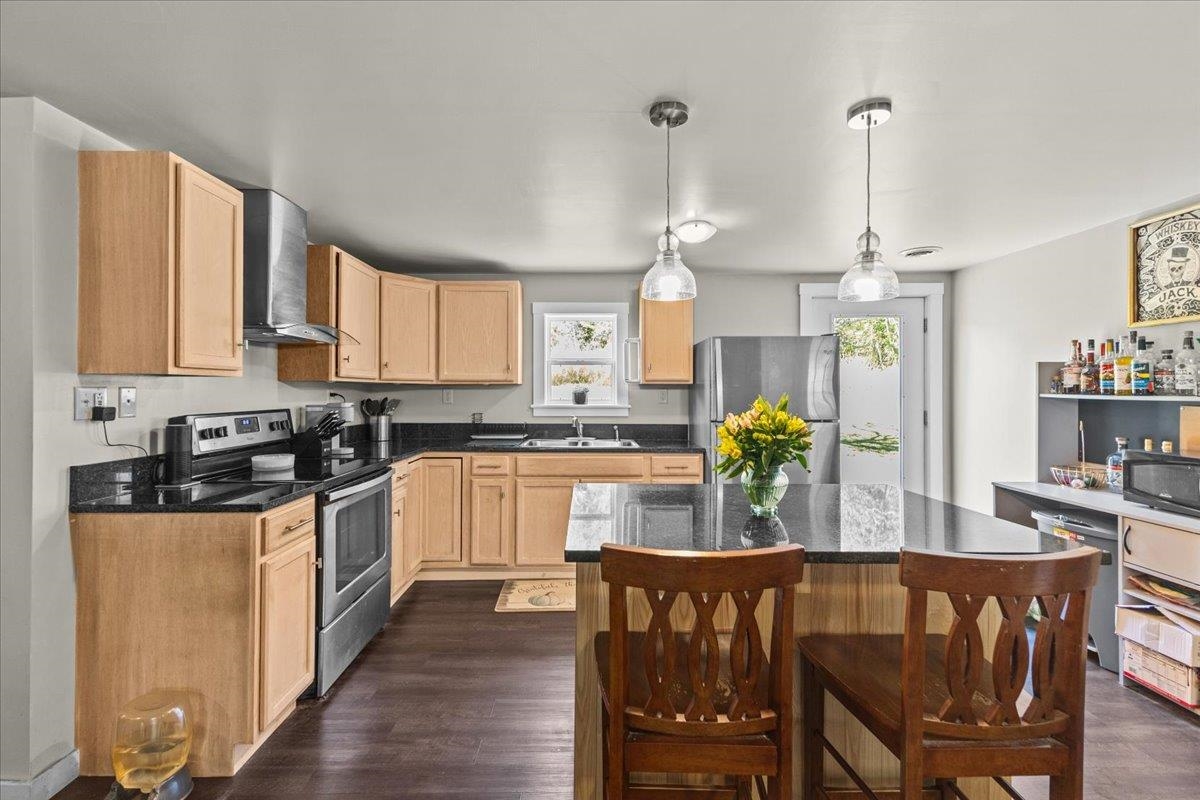 850 Tallman Road Elmore, VT 05680 - Photo 7 of 37