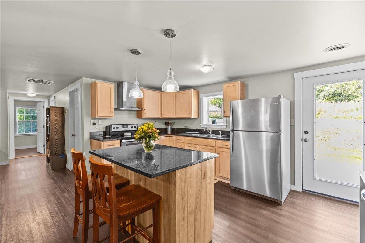 850 Tallman Road Elmore, VT 05680 - Photo 9 of 37