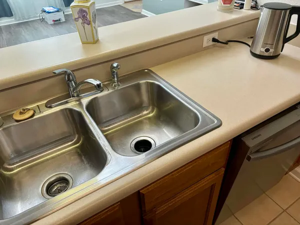 $168,000 | 4434 Gearhart Road, Unit 2904, Tallahassee, FL 32303