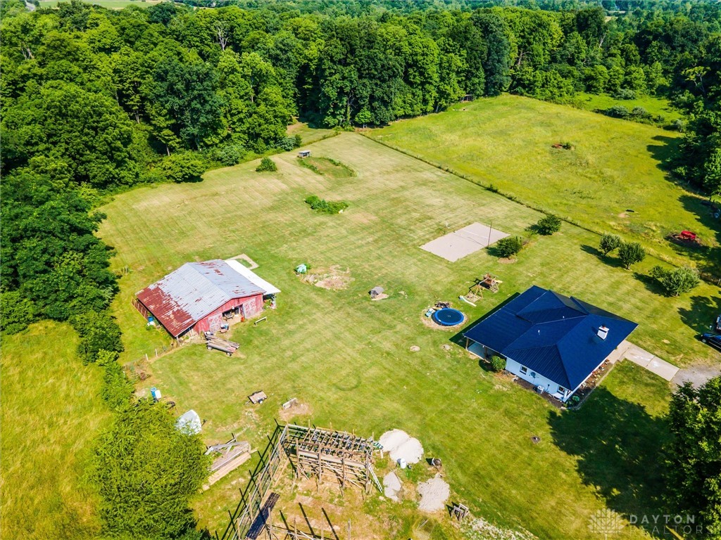 10189 Eby Road Germantown, OH 45327 - Photo 3 of 66 Gallery Image 3