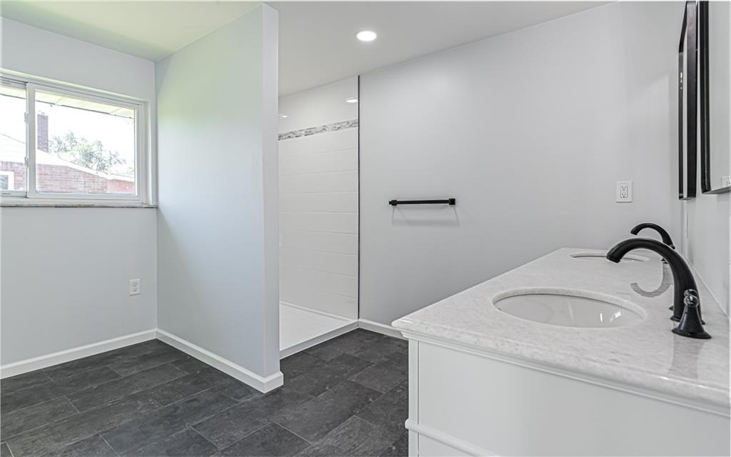 301 Thompson Run Road Beaver Falls, PA 15010 - Photo 14 of 27 Gallery Image 14