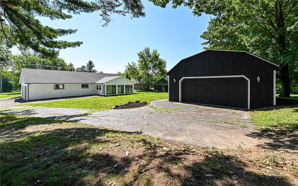 301 Thompson Run Road Beaver Falls, PA 15010 - Photo 3 of 27 Gallery Image 3