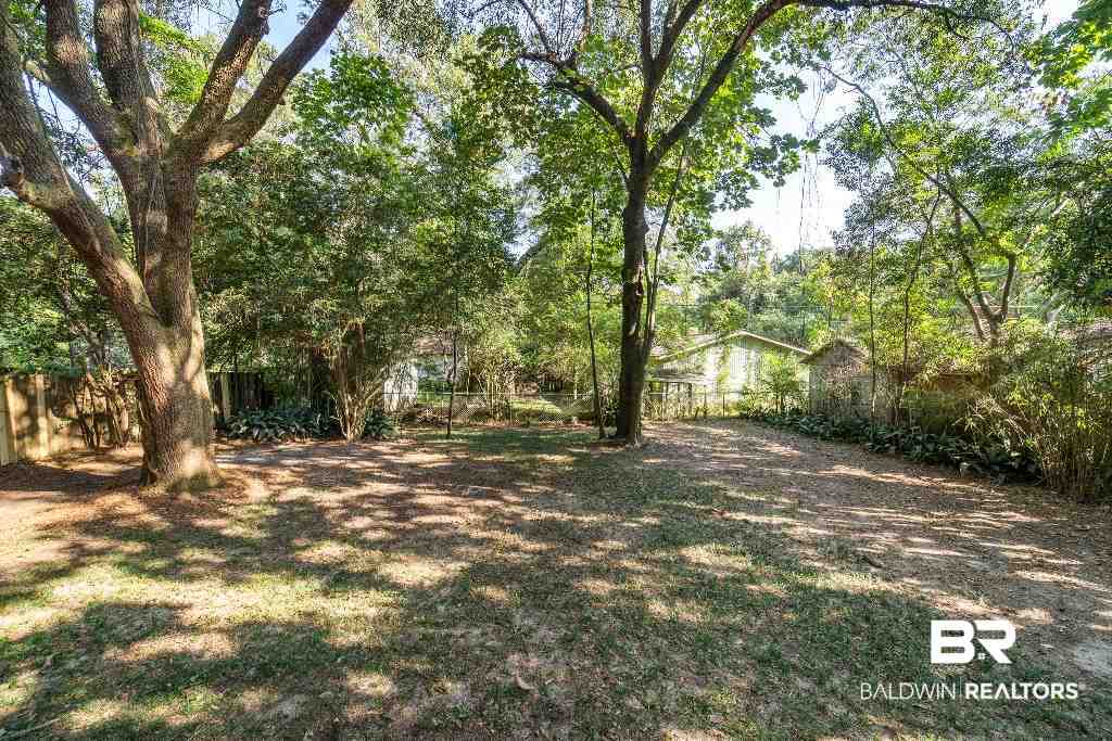 5204 Greenwood Lane Mobile, AL 36608 - Photo 12 of 17