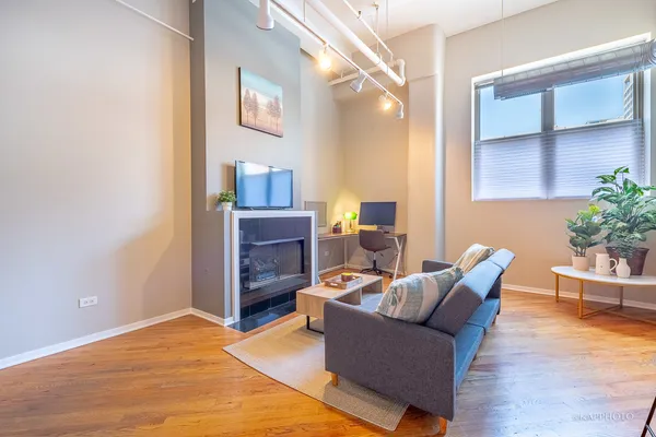$2,250 | 500 South Clinton Street, Unit 133, Chicago, IL 60607