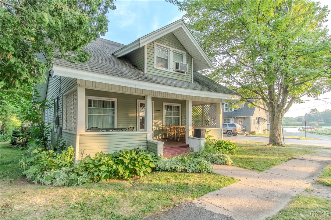 17 Crossmon Street Alexandria, NY 13607 - Photo 3 of 41