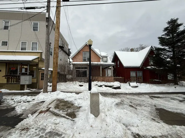 $50,000 | 12 Pleasant Street, Randolph, VT 05060
