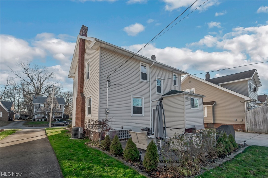 16404 West Park Road Cleveland, OH 44111 - Photo 41 of 41 Gallery Image 41