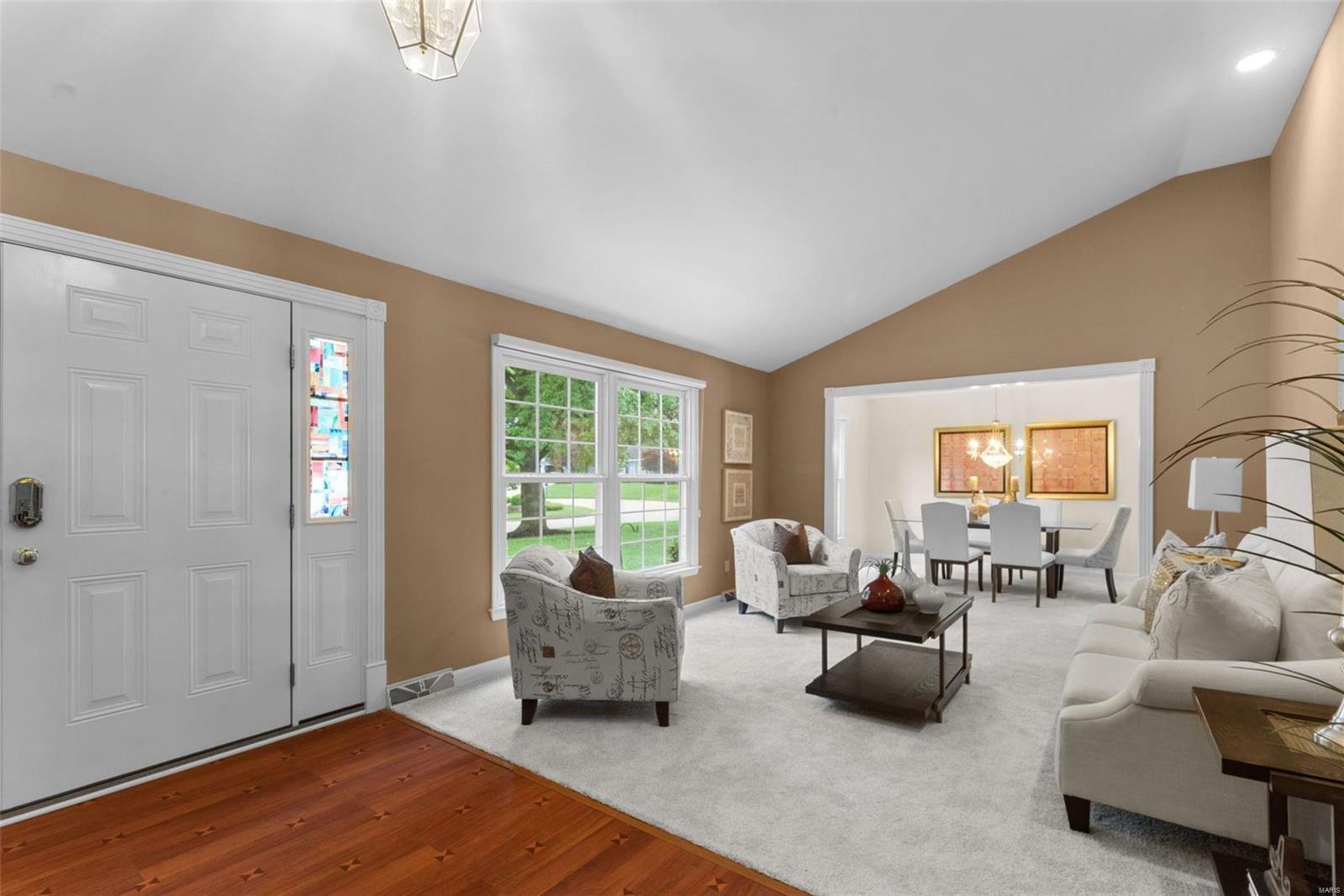 296 Ridge Trail Drive Chesterfield, MO 63017 - Photo 9 of 44 Gallery Image 9