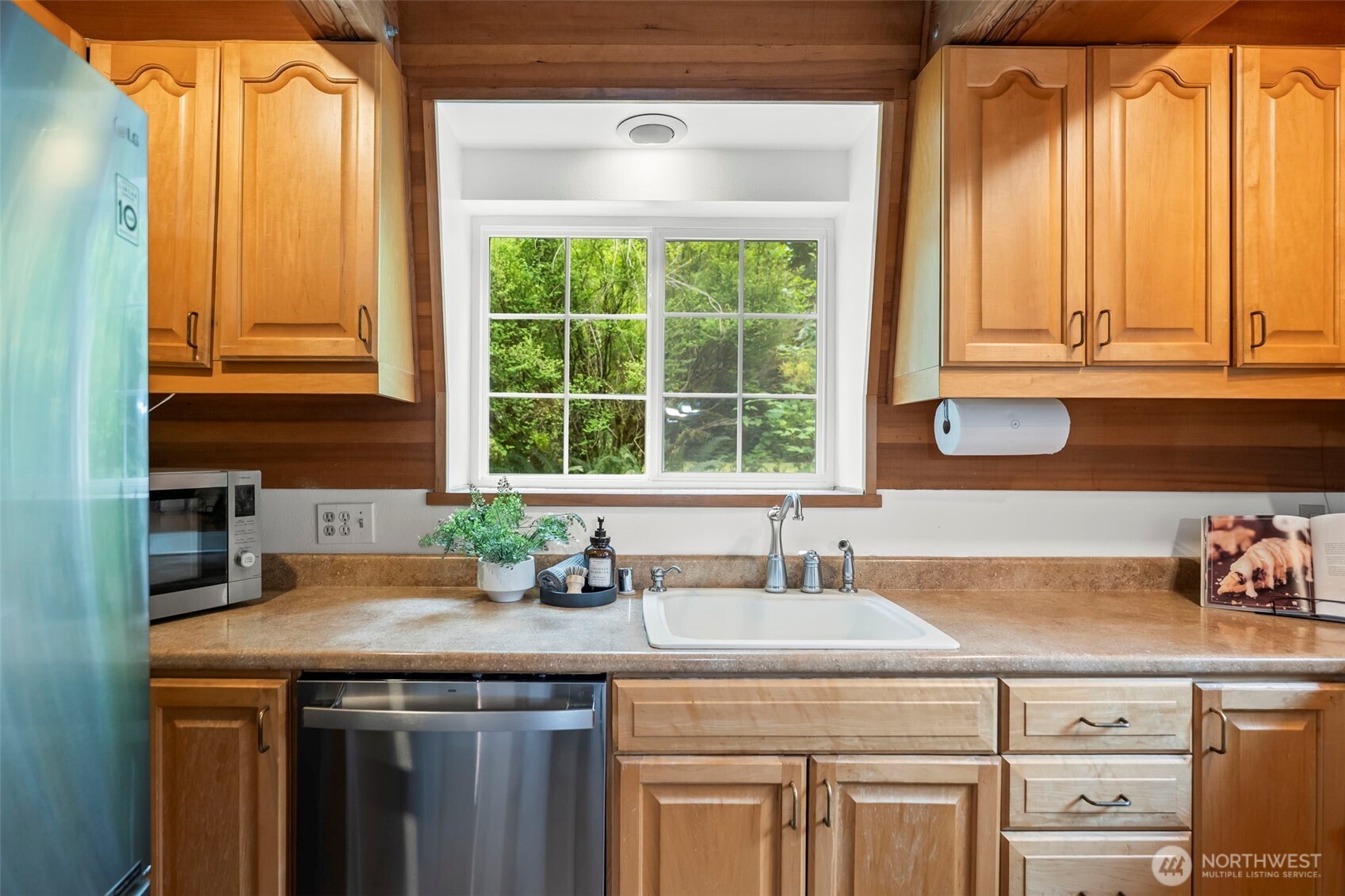 4691 Southeast Nelson Road Olalla, WA 98359 - Photo 12 of 40 Gallery Image 12