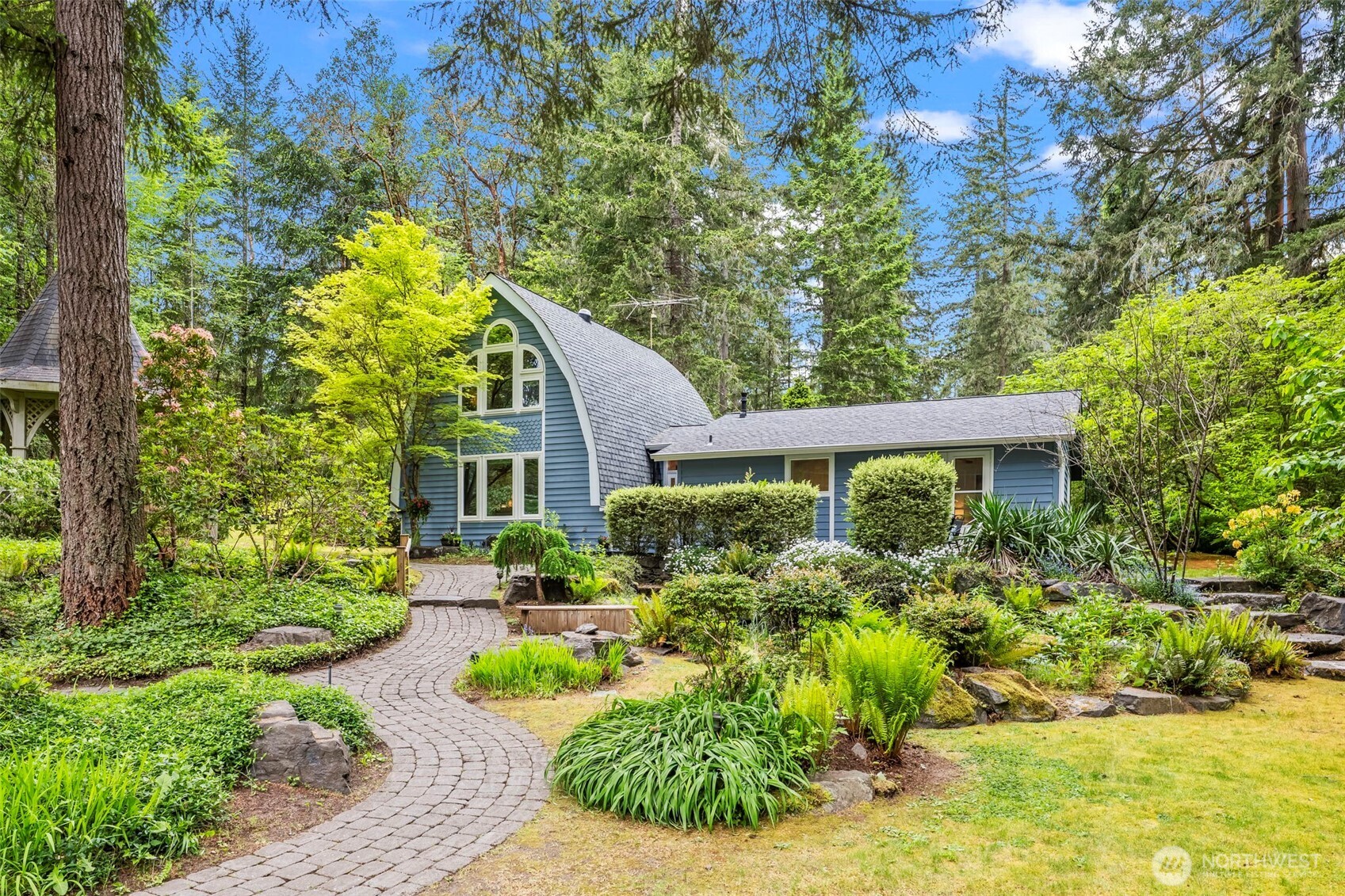 4691 Southeast Nelson Road Olalla, WA 98359 - Photo 3 of 40 Gallery Image 3