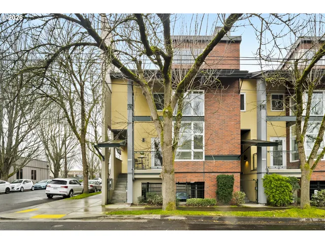 $440,000 | 1132 Northeast Schuyler Street, Portland, OR 97212