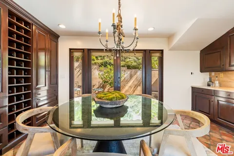 $2,999,000 | 6930 Oporto Drive, Los Angeles, CA 90068