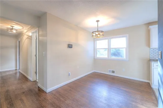 $275,000 | 4014 South Forest Avenue, Independence, MO 64052