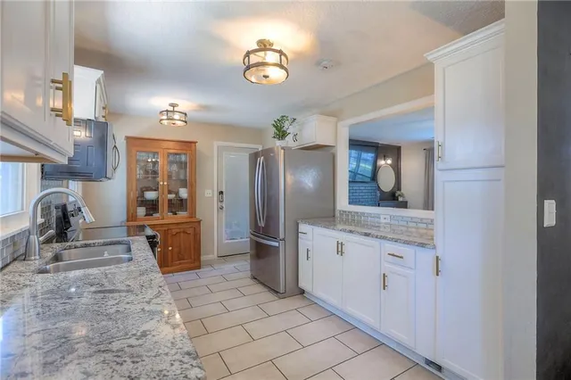 $275,000 | 4014 South Forest Avenue, Independence, MO 64052