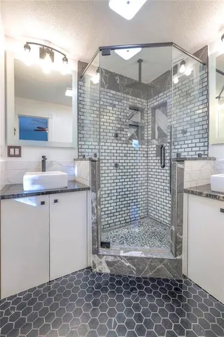 $275,000 | 4014 South Forest Avenue, Independence, MO 64052