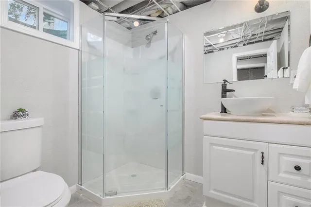 $275,000 | 4014 South Forest Avenue, Independence, MO 64052