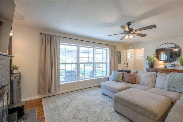 $275,000 | 4014 South Forest Avenue, Independence, MO 64052