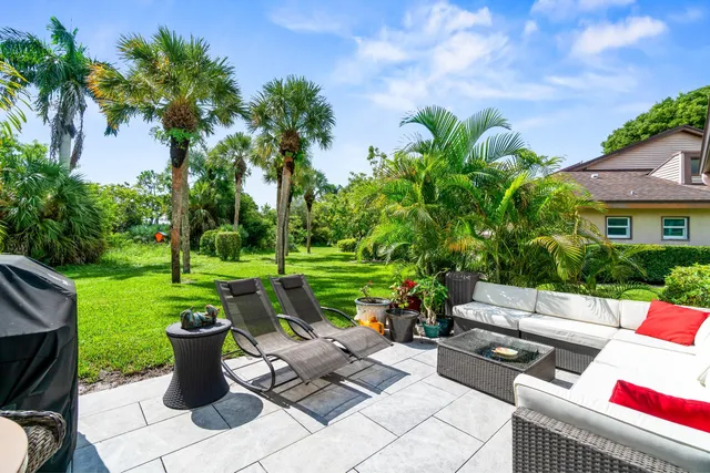 $365,000 | 4670 Fountains Drive South, Lake Worth, FL 33467