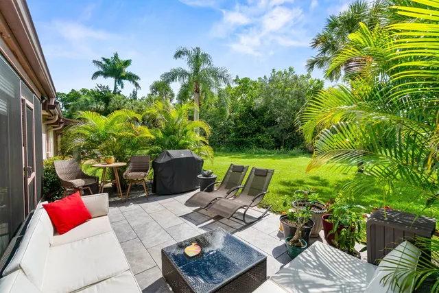 $365,000 | 4670 Fountains Drive South, Lake Worth, FL 33467