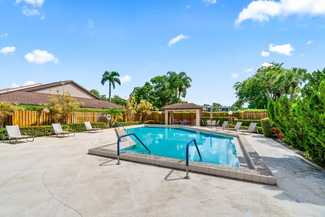 $365,000 | 4670 Fountains Drive South, Lake Worth, FL 33467