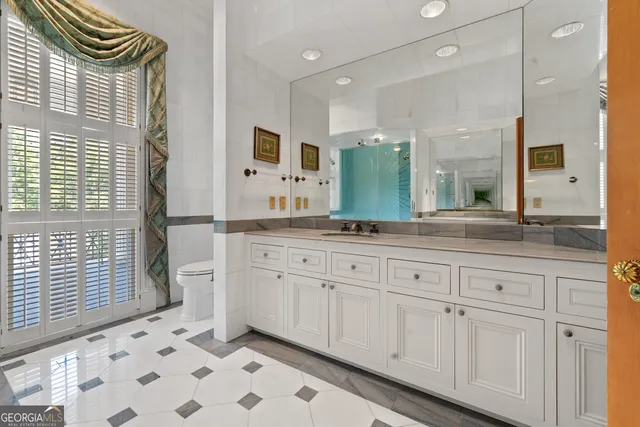 $2,400,000 | 617 Dixie Avenue, Madison, GA 30650