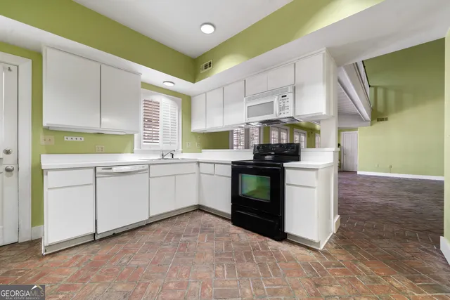 $2,400,000 | 617 Dixie Avenue, Madison, GA 30650