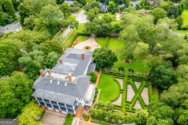 $2,400,000 | 617 Dixie Avenue, Madison, GA 30650