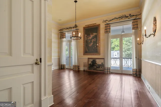 $2,400,000 | 617 Dixie Avenue, Madison, GA 30650