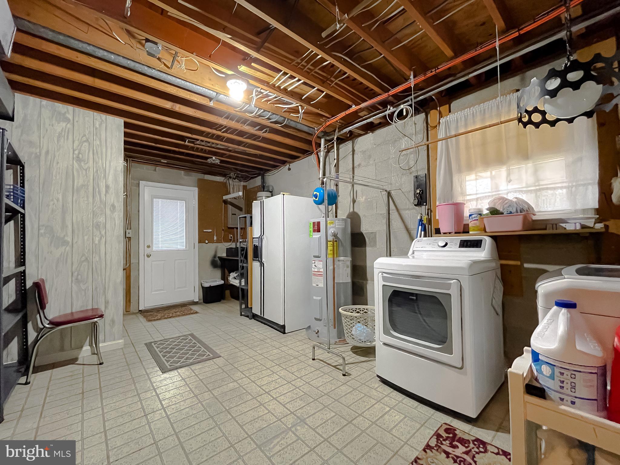 7004 Vismanco Lane Clinton, MD 20735 - Photo 55 of 63 a view of a storage & utility room