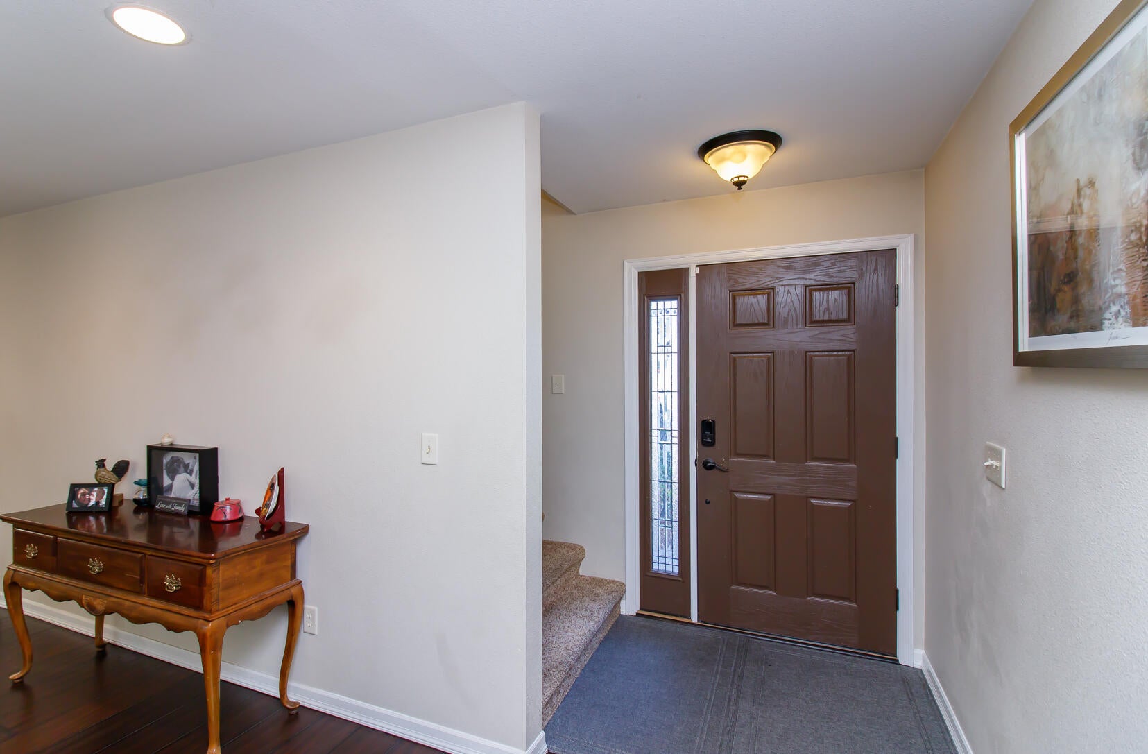 618 Spring Valley Drive Medford, OR 97501 - Photo 3 of 29 Interior entry
