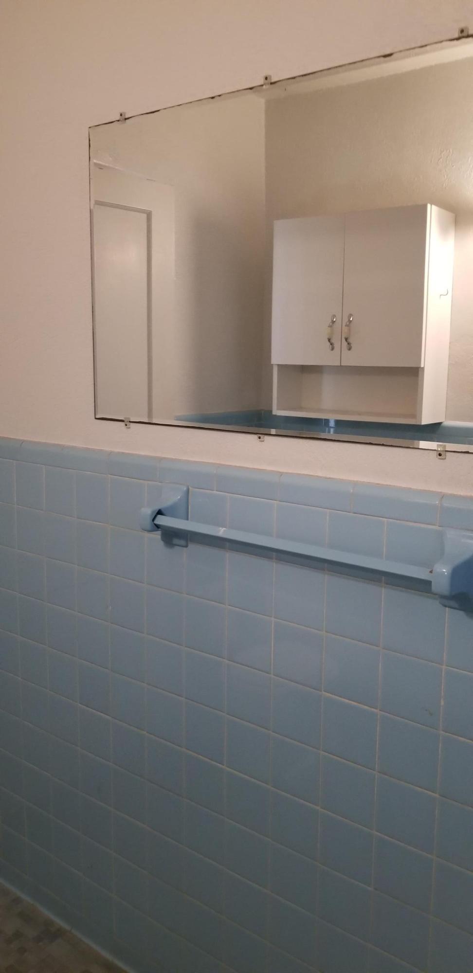 426 Colonial Road West Palm Beach, FL 33405 - Photo 12 of 23 Bathroom 1