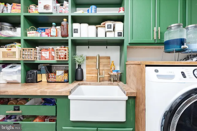 $630,000 | 2050 Back Road, Woodstock, VA 22664