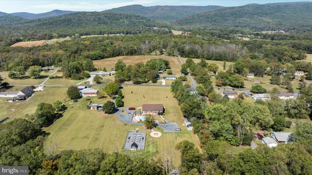 $630,000 | 2050 Back Road, Woodstock, VA 22664
