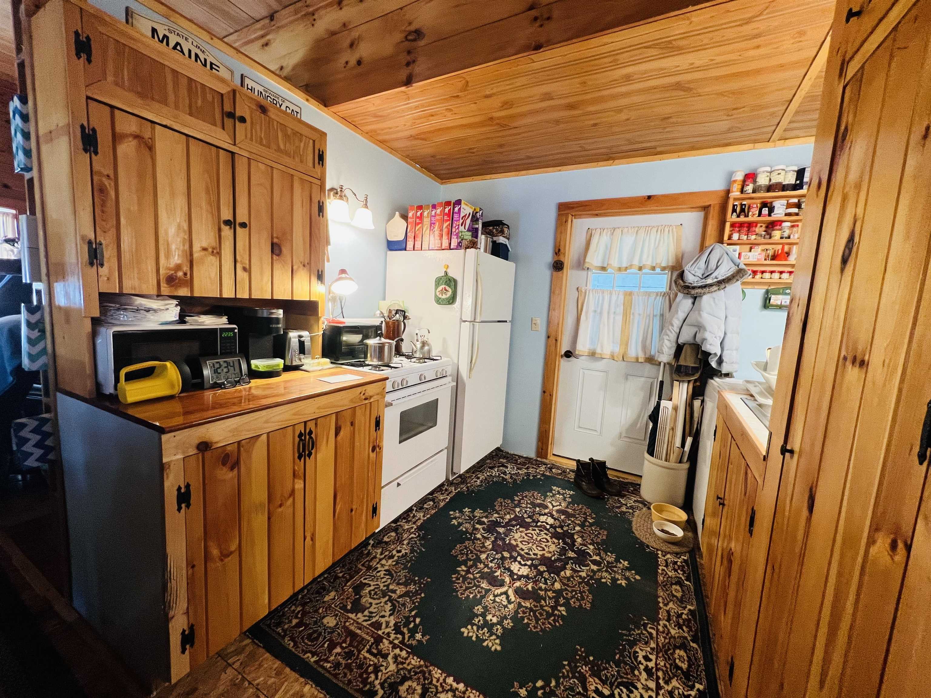 358 Mosher Road Sheffield, VT 05866 - Photo 32 of 40 Gallery Image 32