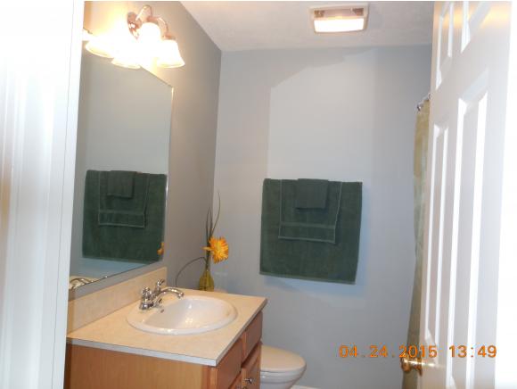 25 Hall Road, Unit 25 Fremont, NH 03044 - Photo 15 of 35