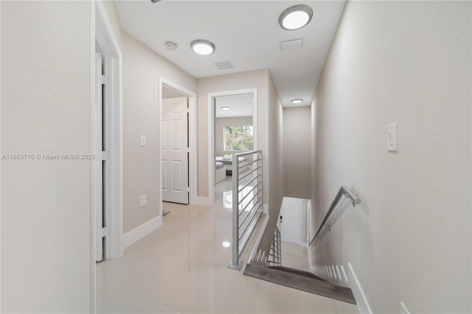 1183 Northeast 111th Street, Unit 1183 Miami, FL 33161 - Photo 11 of 20 wooden floor in a gallery