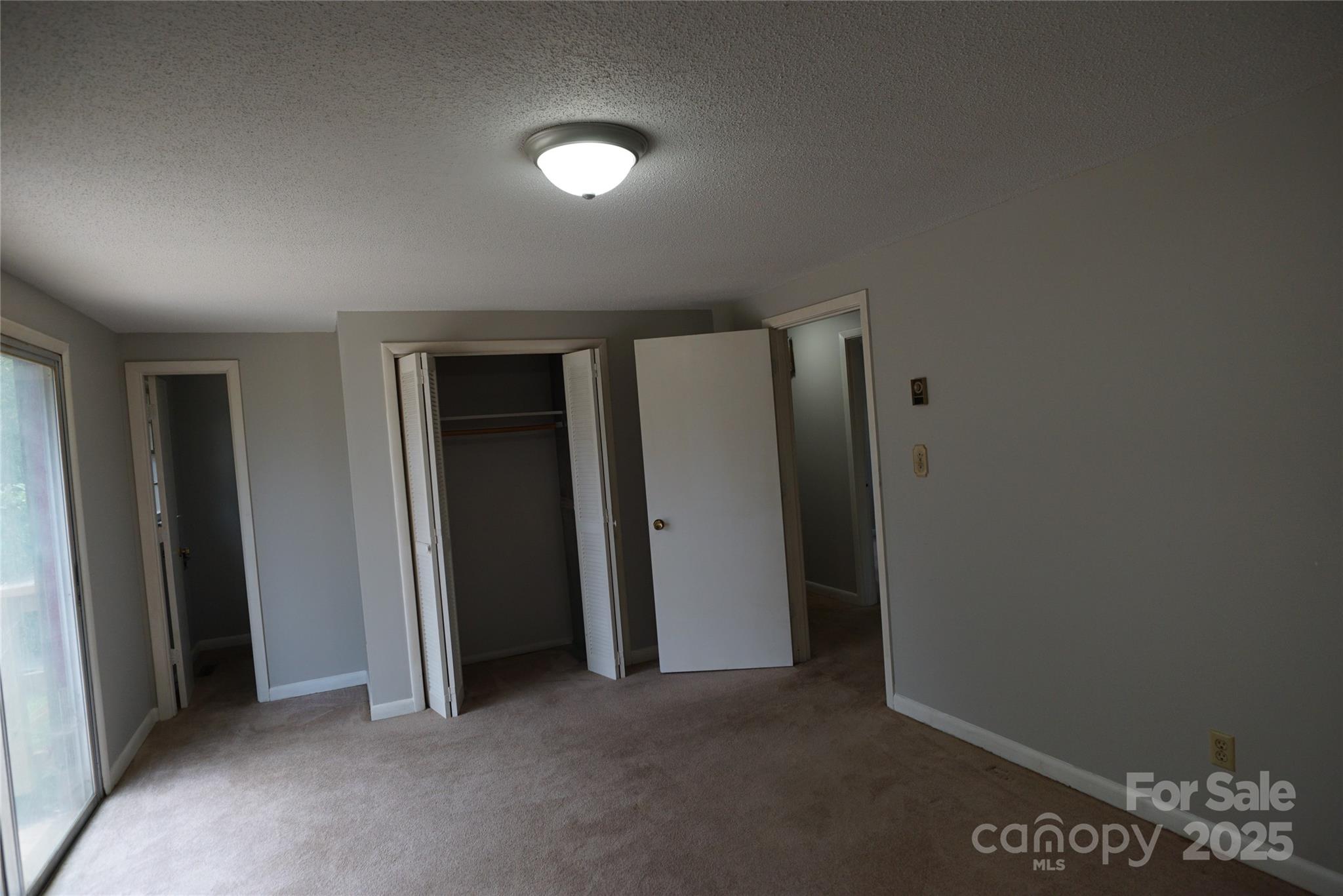 1605 3rd Street Northeast Conover, NC 28613 - Photo 7 of 19