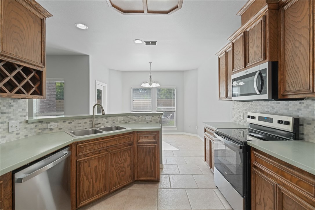 3141 Quail Springs Road Corpus Christi, TX 78414 - Photo 6 of 18