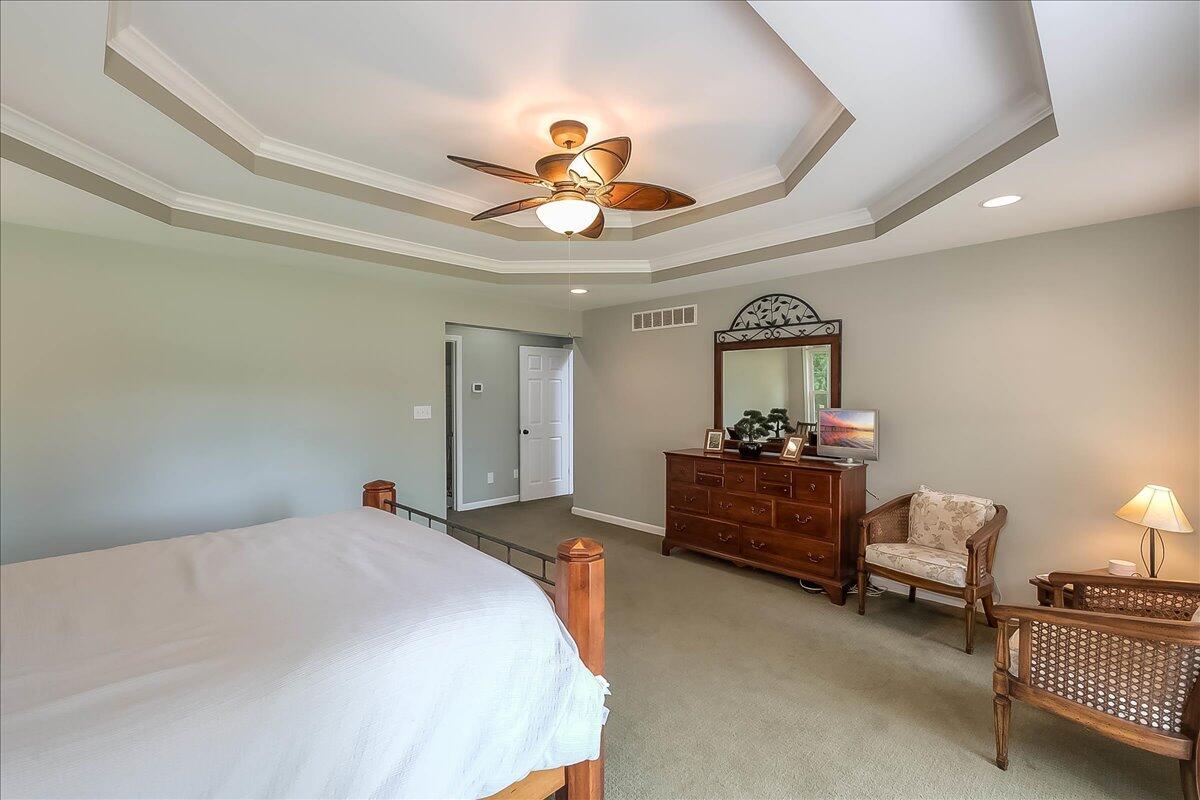 3698 Royster Road Lexington, KY 40516 - Photo 20 of 51 33-2-28