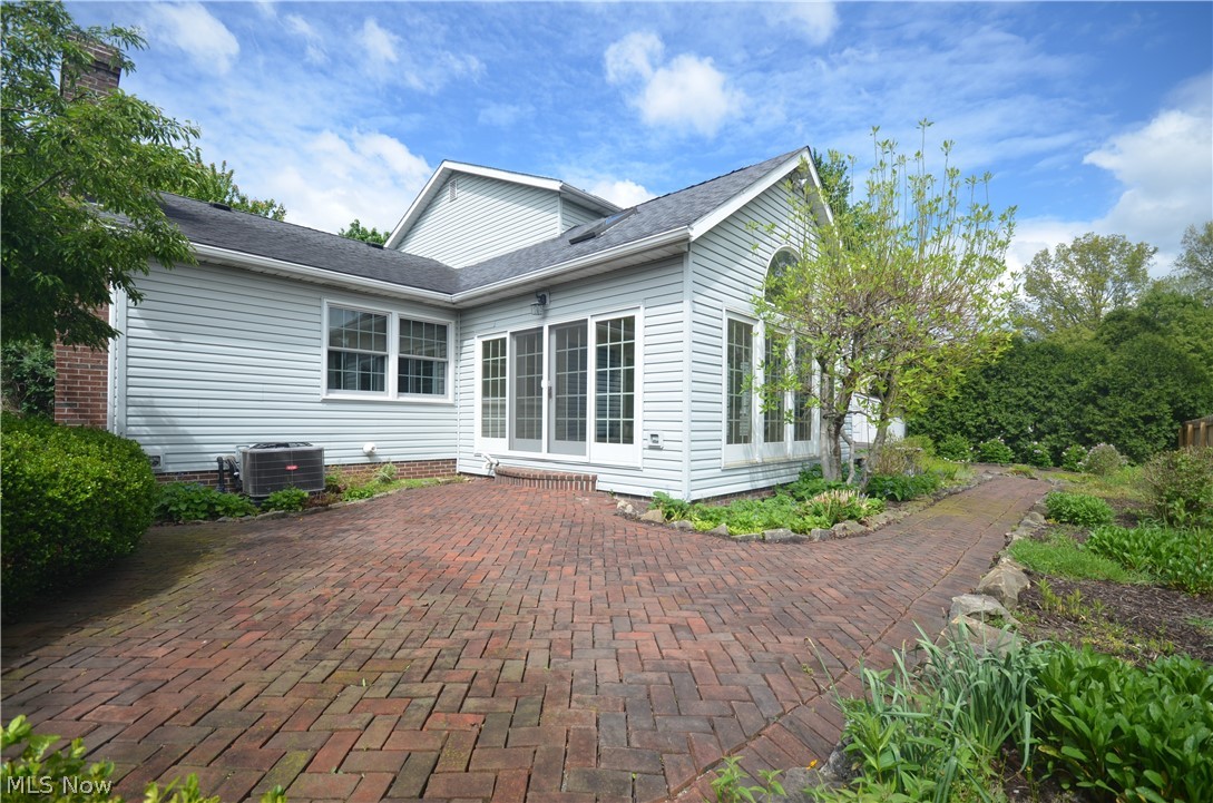 487 Dunbar Road Tallmadge, OH 44278 - Photo 3 of 50