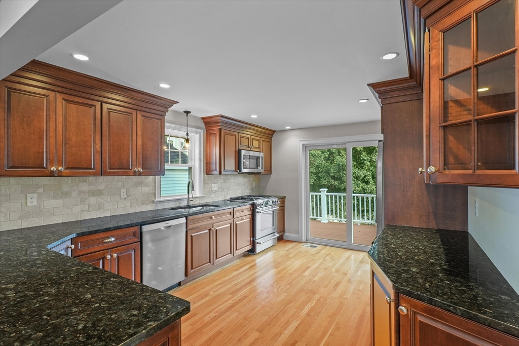 8 Beachmont Road Salem, MA 01970 - Photo 12 of 42 Gallery Image 12