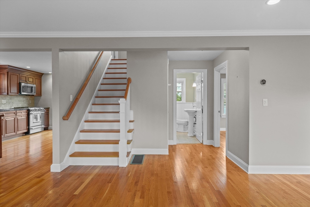 8 Beachmont Road Salem, MA 01970 - Photo 19 of 42 Gallery Image 19