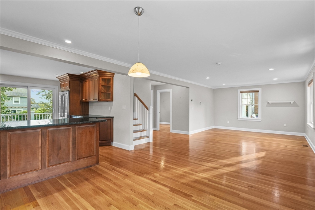 8 Beachmont Road Salem, MA 01970 - Photo 5 of 42 Gallery Image 5
