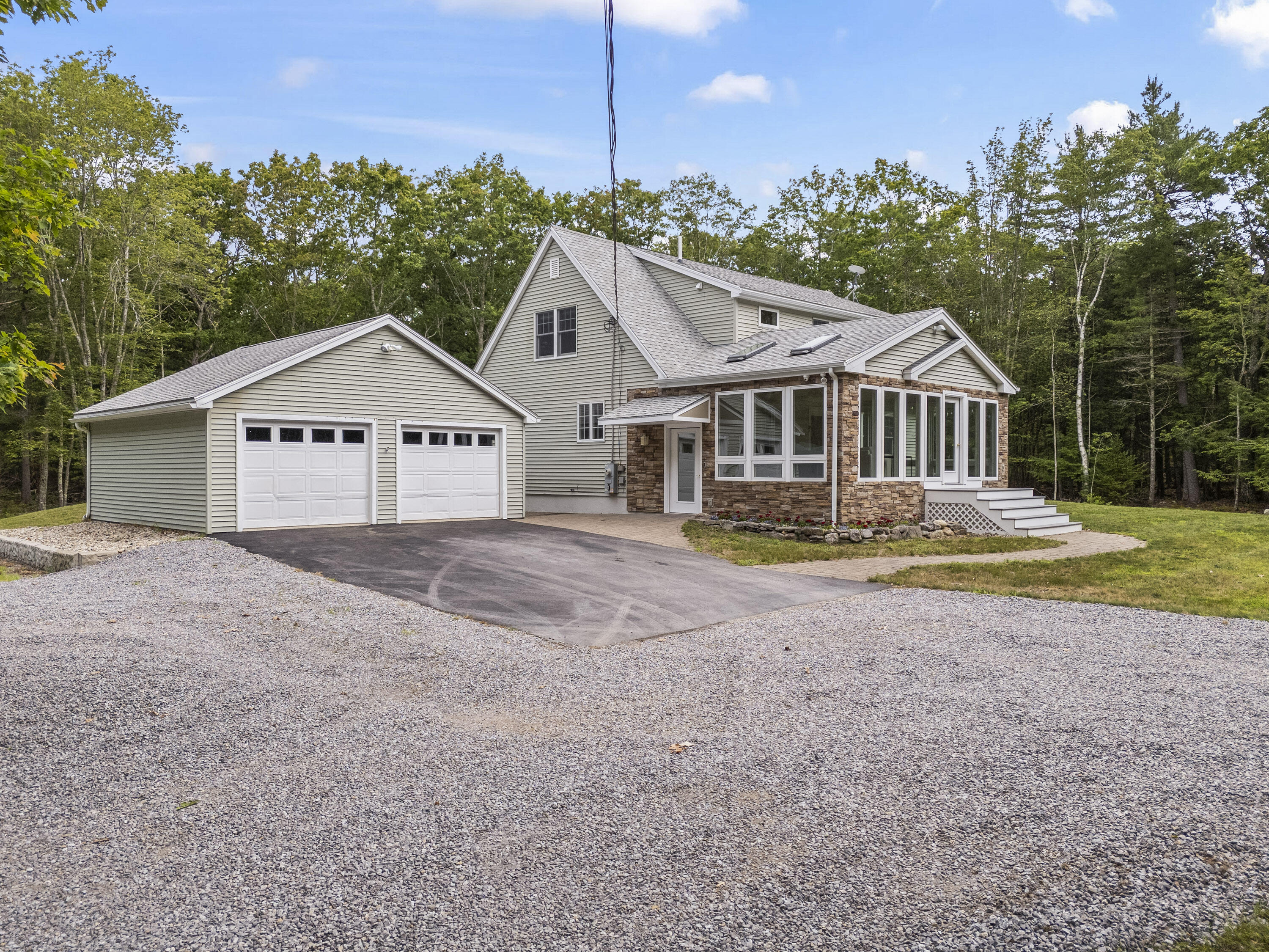 75 Henry Rd_101