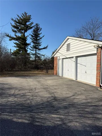 $2,095 | 21 Crabapple Court, St. Louis, MO 63132